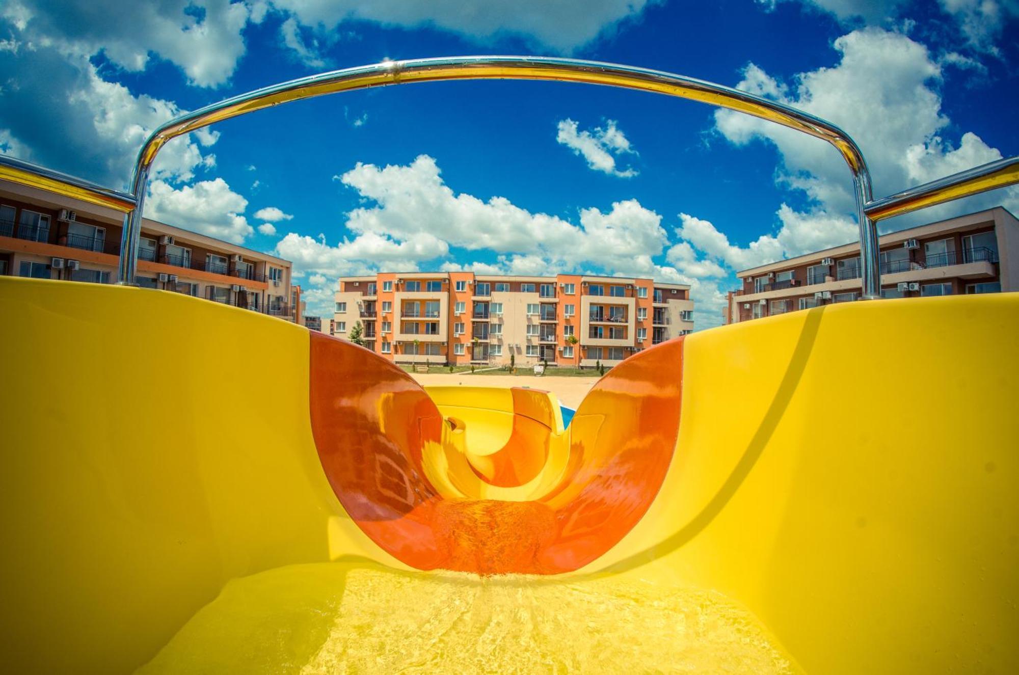 Waterpark Fort Apartments Sunny Beach Exterior photo