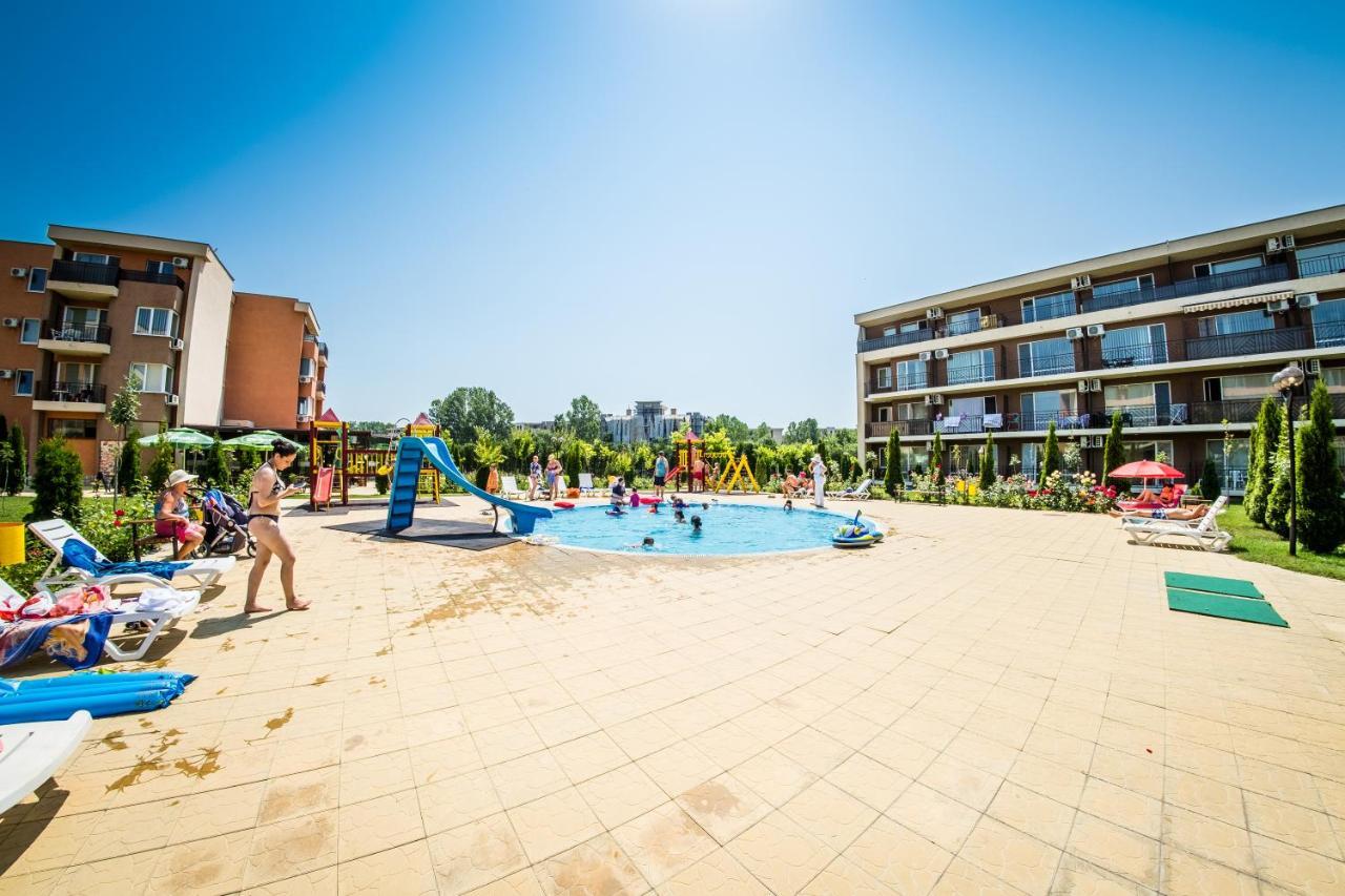 Waterpark Fort Apartments Sunny Beach Exterior photo