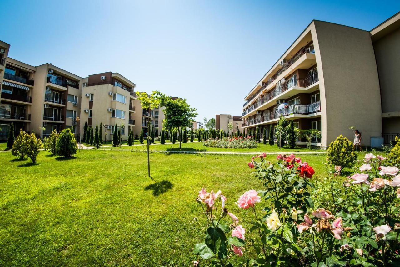 Waterpark Fort Apartments Sunny Beach Exterior photo
